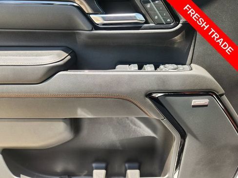 Used 2024 GMC Sierra 2500 AT4 w/ AT4 Premium Plus Package AWD/4WD image 21