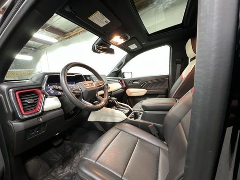 Certified 2023 GMC Canyon AT4X image 10