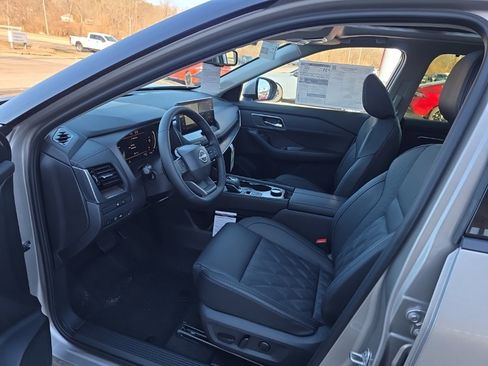 New 2026 Nissan Rogue Platinum image 15