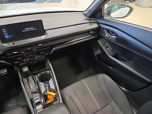 Used 2023 Honda Accord Sport image 18