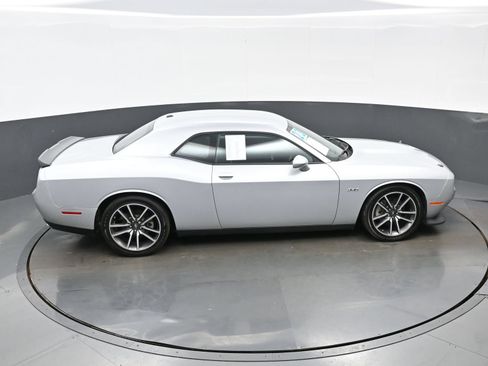 Used 2023 Dodge Challenger R/T RWD image 40