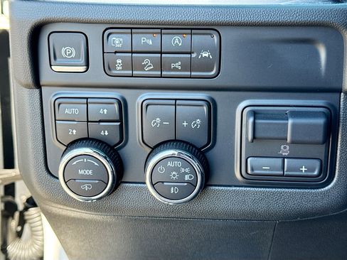 Used 2025 Chevrolet Tahoe RST w/ RST Capability Package AWD/4WD image 34