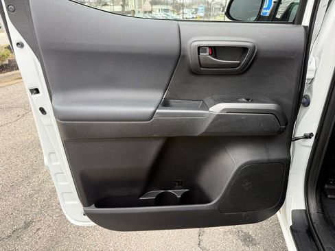 Used 2021 Toyota Tacoma TRD Sport w/ TRD Premium Sport Package image 32