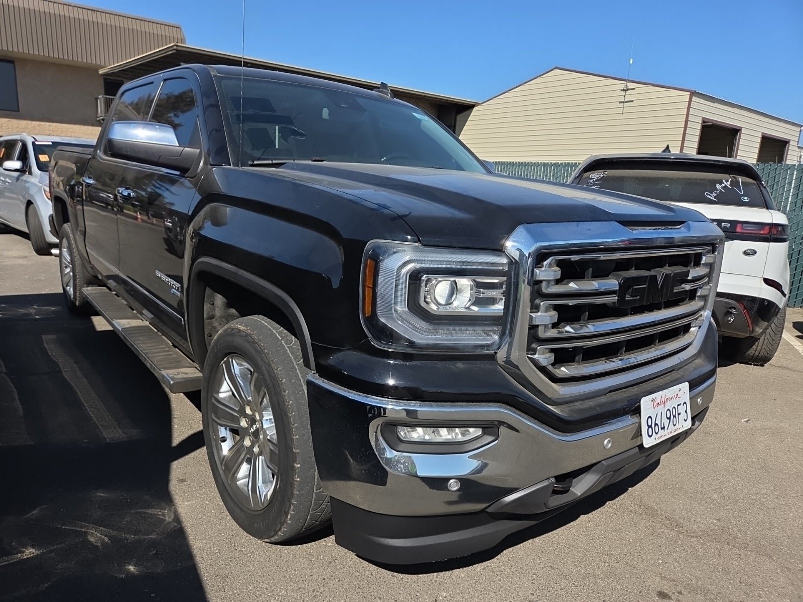 Used 2017 GMC Sierra 1500 SLT AWD/4WD image 4