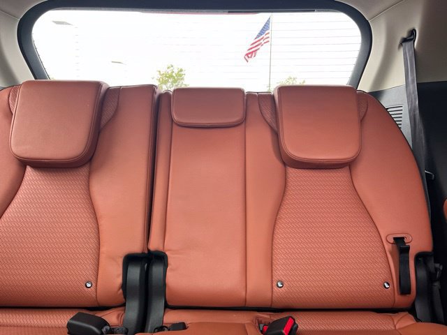 Certified 2024 Kia Carnival SX Prestige FWD image 38