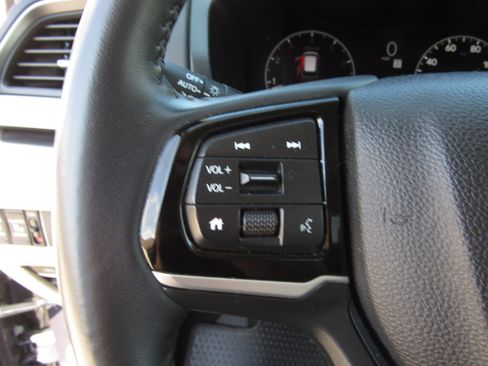 Used 2025 Honda Odyssey EX-L image 27