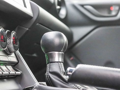 Used 2024 Toyota GR86 Premium image 21