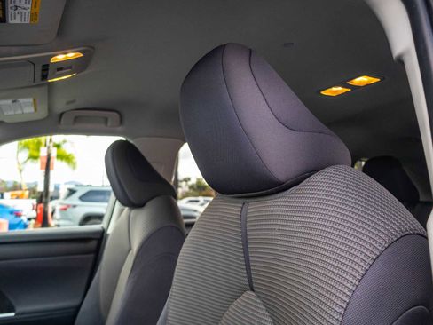 Certified 2024 Toyota Highlander LE image 13