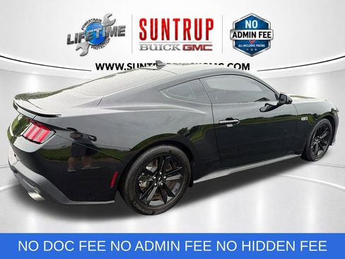 Used 2025 Ford Mustang GT RWD image 6