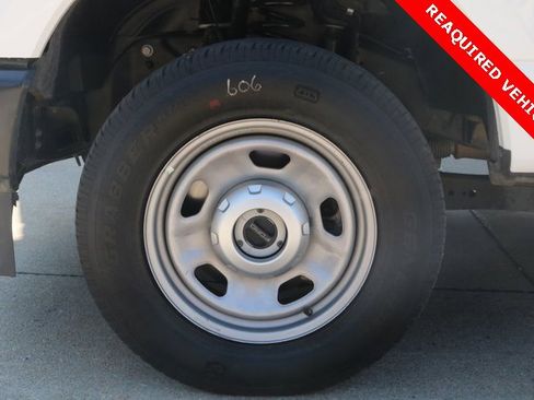 Used 2024 Ford F350 XL w/ Camper Package image 3