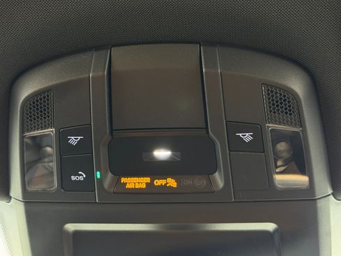 Used 2024 Porsche 911 Carrera image 37