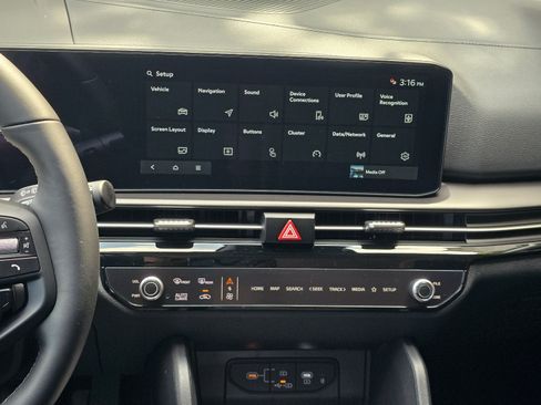 New 2026 Kia Sportage SX AWD/4WD image 8