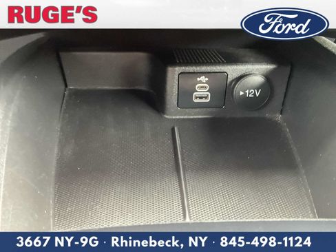 Certified 2025 Ford Escape ST-Line Select AWD/4WD image 24