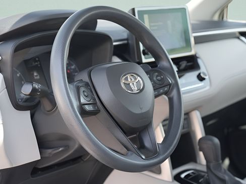 Used 2023 Toyota Corolla Cross L AWD/4WD image 21