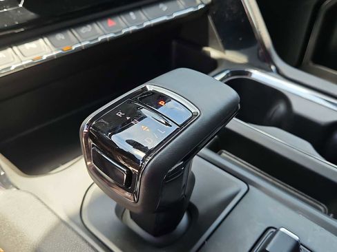 Used 2025 GMC Sierra 1500 AT4 AWD/4WD image 21