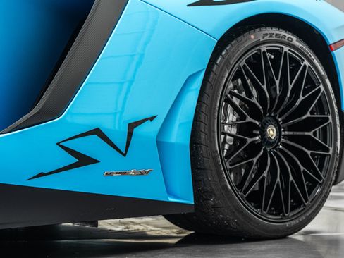 Used 2016 Lamborghini Aventador LP 750-4 Superveloce AWD/4WD image 33