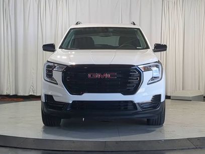 Used 2023 GMC Terrain SLE w/ Driver Convenience Package