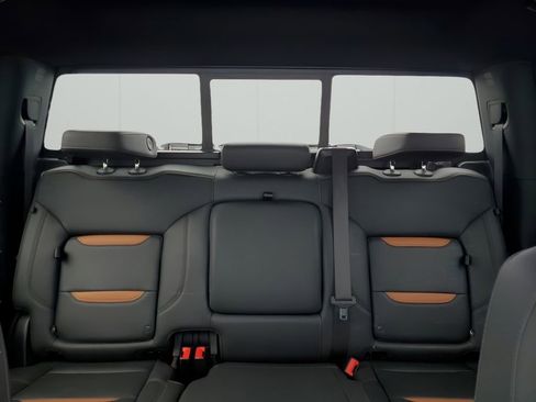 Used 2024 GMC Sierra 3500 AT4 w/ AT4 Premium Plus Package image 43