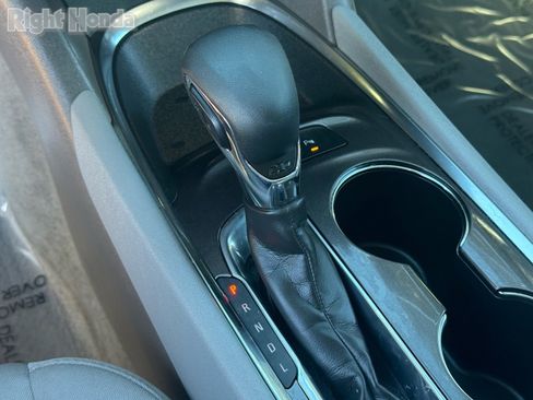 Used 2024 Chevrolet Malibu LT image 23