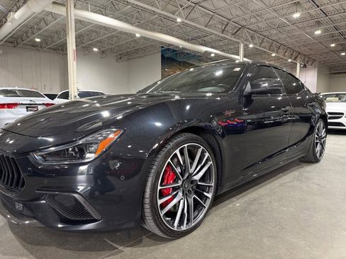 Used 2022 Maserati Ghibli Trofeo image 25