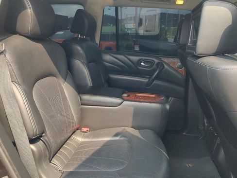 Used 2015 INFINITI QX80 4WD w/ Deluxe Technology Package image 27