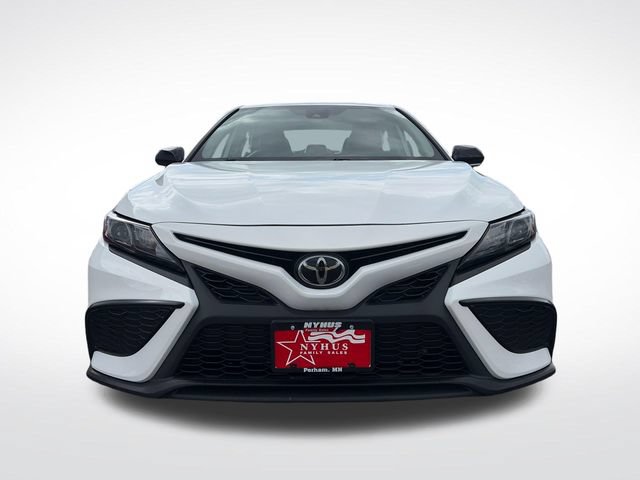 Used 2023 Toyota Camry SE FWD image 2