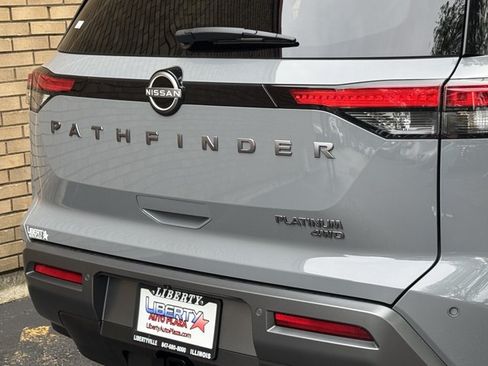 New 2026 Nissan Pathfinder Platinum AWD/4WD image 29