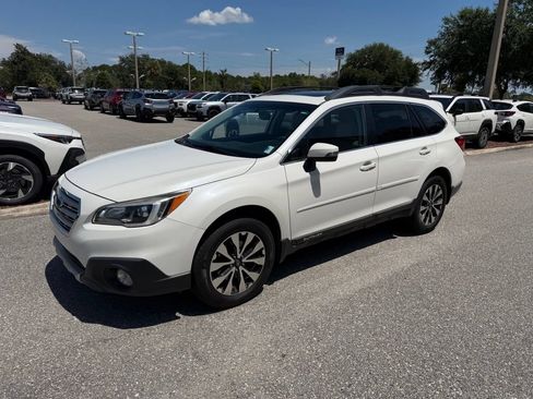 Used 2017 Subaru Outback 2.5i Limited w/ Popular Package #5 AWD/4WD image 13