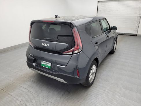 Used 2025 Kia Soul S image 9