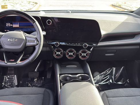 Used 2025 Chevrolet Blazer EV RS w/ Super Cruise Package image 9