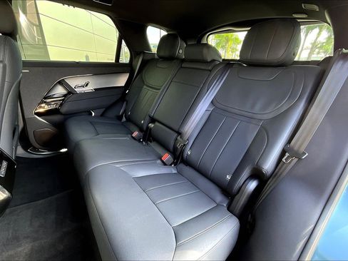 Used 2025 Land Rover Range Rover Sport SE image 26
