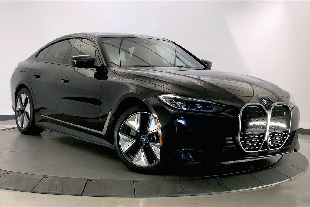 Certified 2023 BMW i4 eDrive35 w/ Premium Package RWD image 31