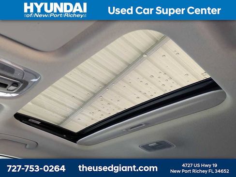 Certified 2023 Hyundai Elantra Limited FWD image 21