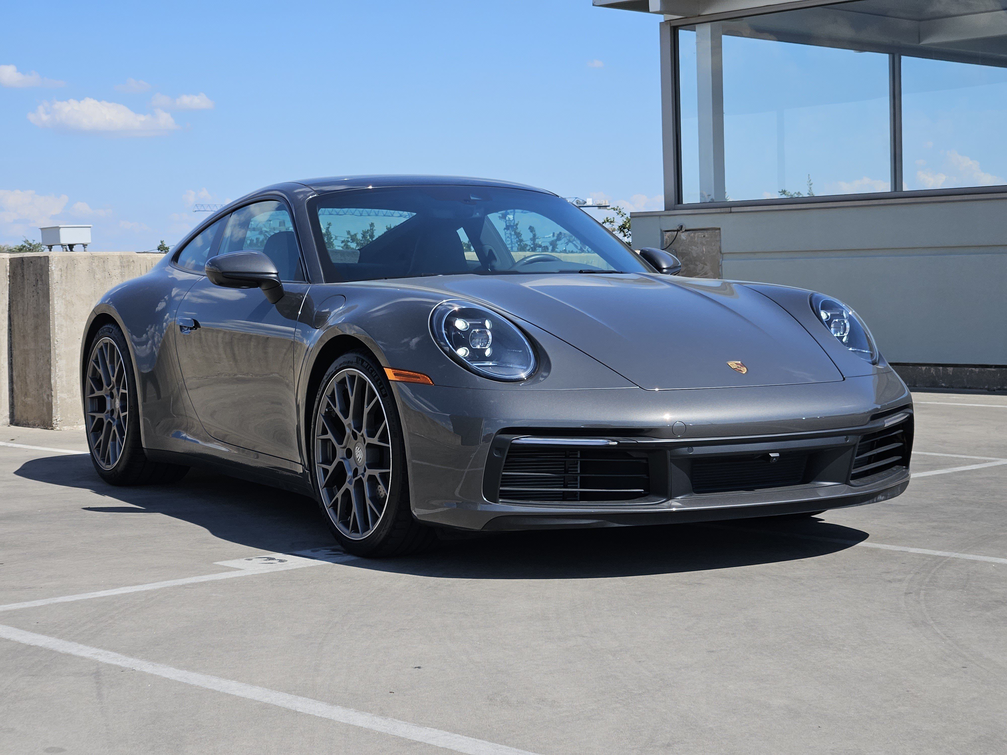 Used 2023 Porsche 911 Carrera 4 AWD/4WD image 10