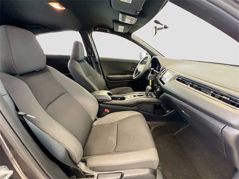 Used 2022 Honda HR-V Sport image 25