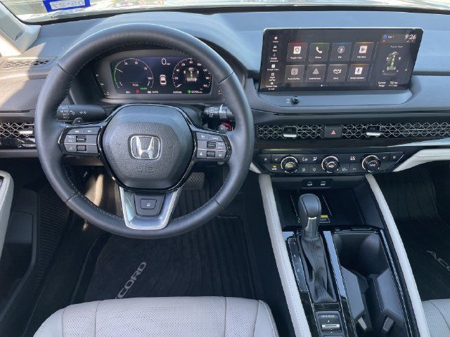 Used 2025 Honda Accord Touring image 11