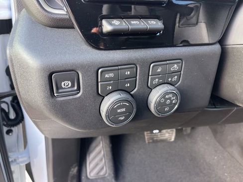 New 2026 Chevrolet Silverado 1500 LTZ w/ LTZ Premium Package image 21