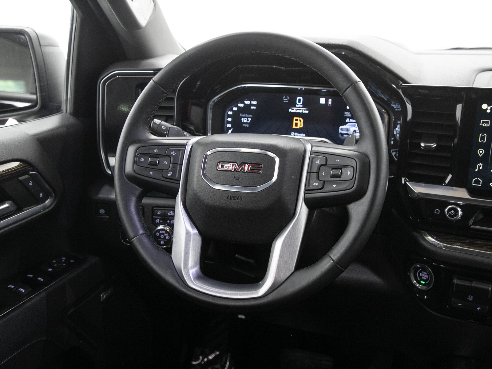 Used 2023 GMC Sierra 1500 Elevation w/ Elevation Premium Package AWD/4WD image 17