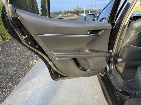 Certified 2024 Toyota Camry SE image 29