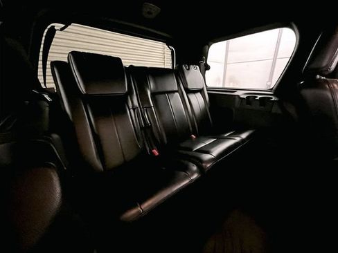 Used 2017 Ford Expedition Platinum AWD/4WD image 27
