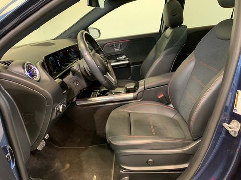 Used 2023 Mercedes-Benz GLA 250 4MATIC w/ AMG Line Exterior image 18