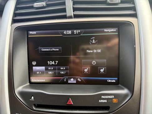 Used 2013 Ford Edge SEL image 10