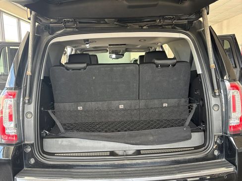 Used 2020 GMC Yukon Denali w/ Denali Ultimate Package AWD/4WD image 7