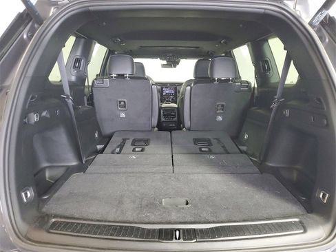 Used 2025 Jeep Grand Cherokee L Altitude image 26