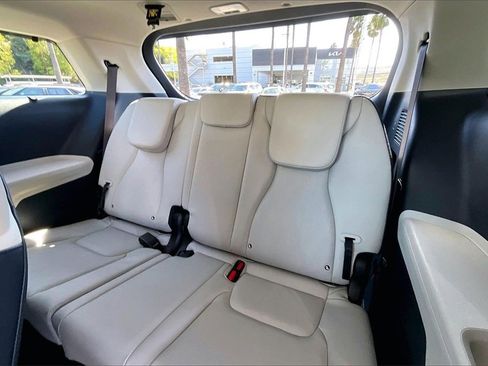 Certified 2026 Kia Carnival SX image 16