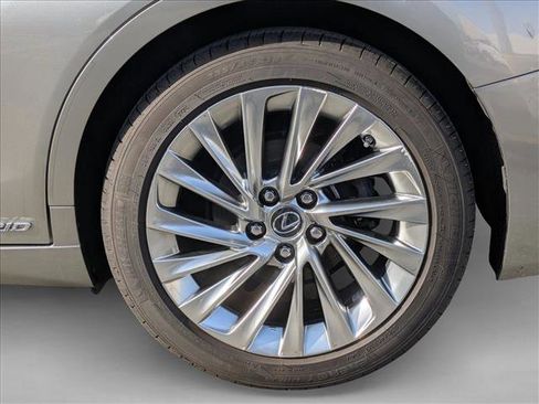 Used 2020 Lexus ES 300h image 25
