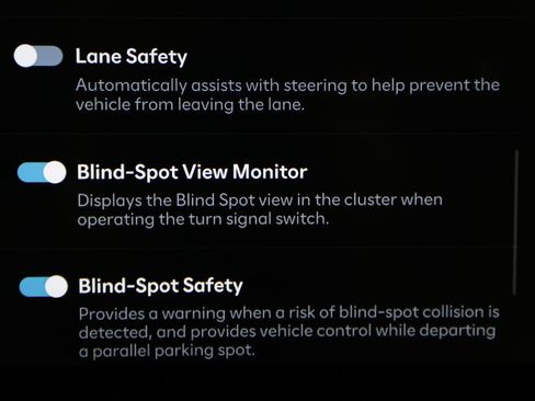 Used 2025 Hyundai Santa Fe Limited image 38