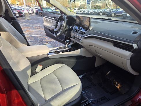 Used 2023 Nissan Altima 2.5 SL image 16