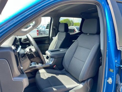 Used 2022 Chevrolet Silverado 1500 RST w/ Convenience Package II AWD/4WD image 19