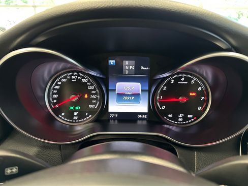 Used 2017 Mercedes-Benz C 300 Luxury image 31